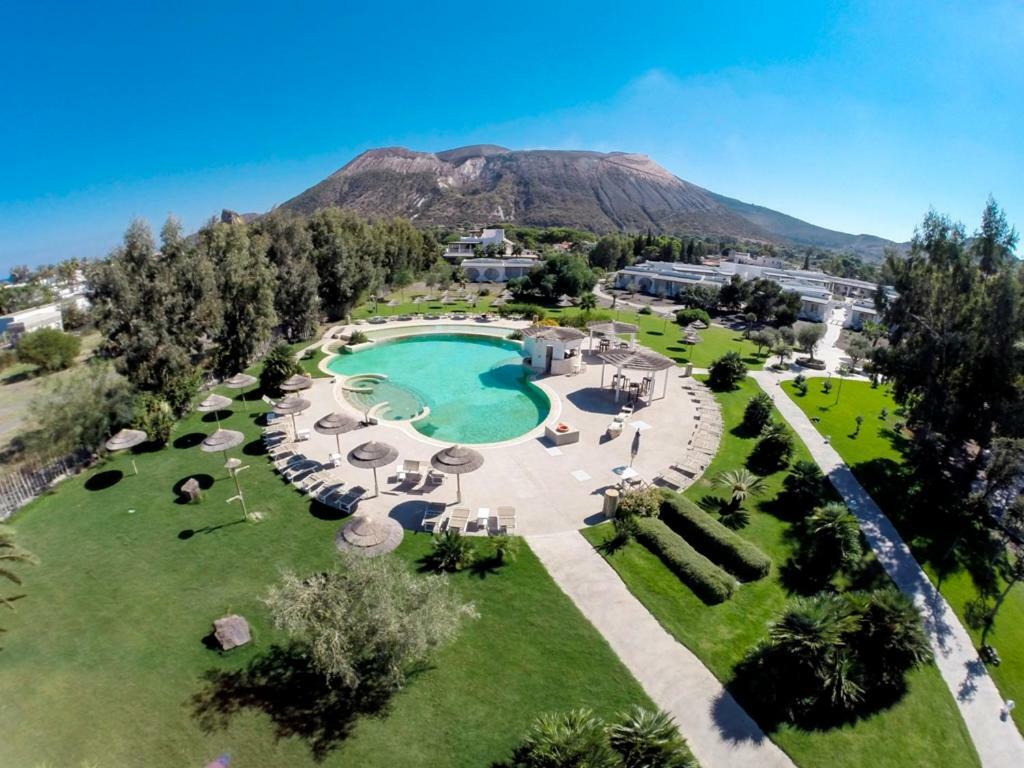 Mari Del Sud Resort Vulcano  Exterior foto